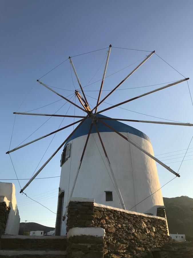 Windmill Arades Suite Apollonía Esterno foto